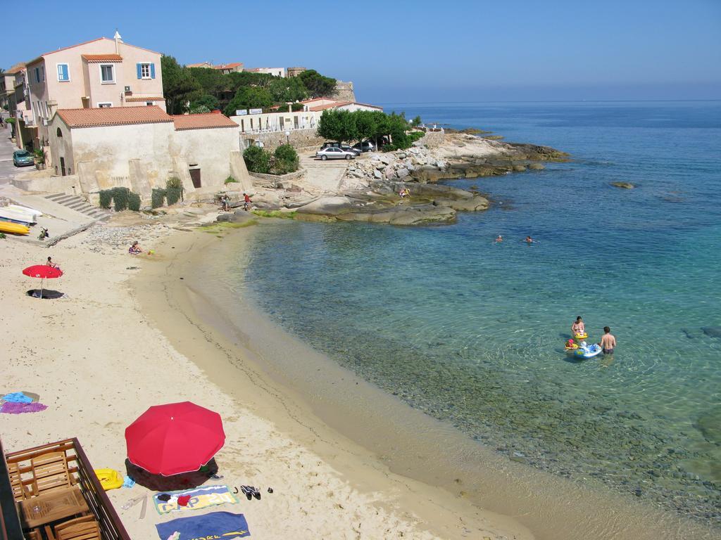 אלגז'ולה Hotel De La Plage Les Arcades מראה חיצוני תמונה